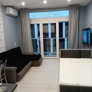  Apartment Roza- Lotnisko
